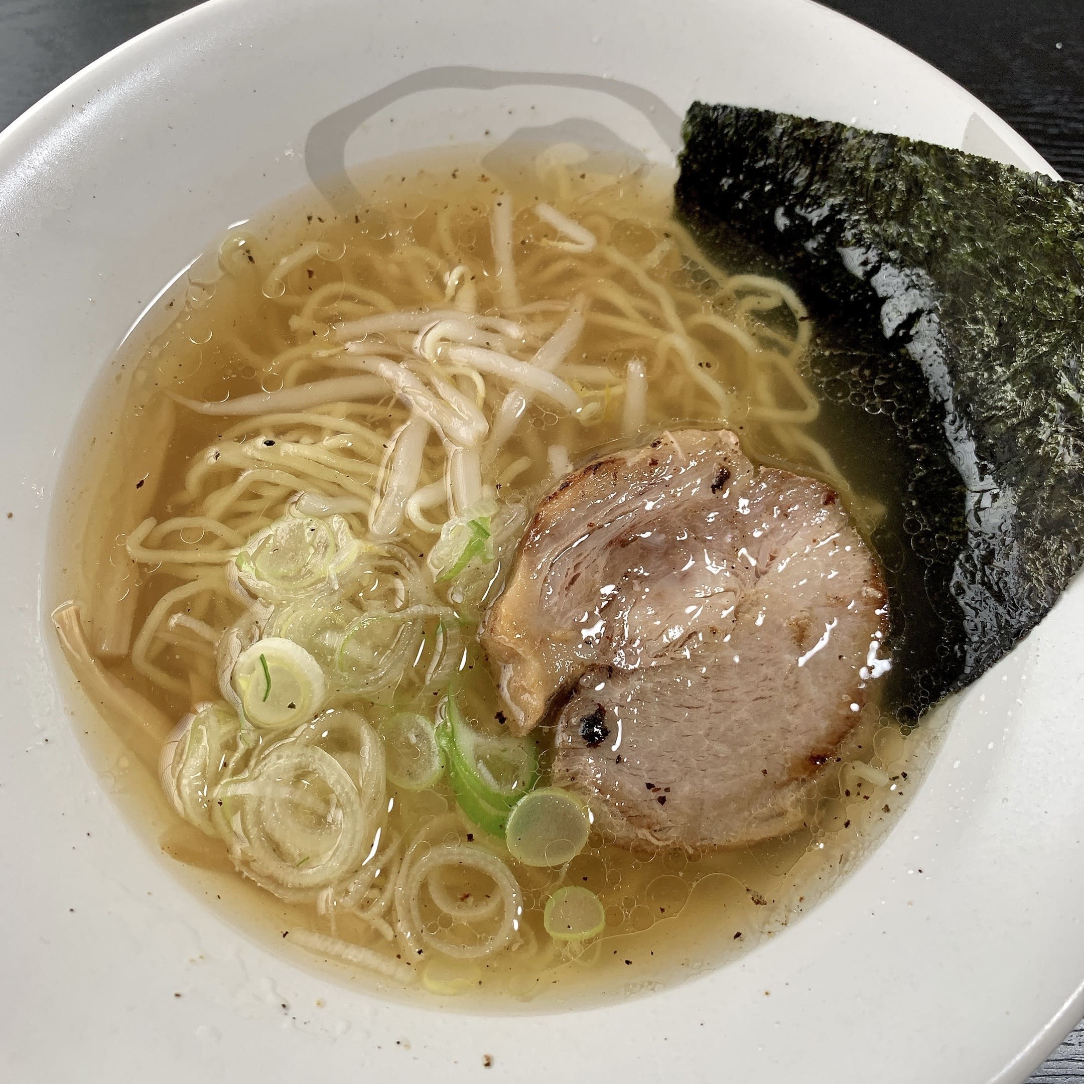 牛 骨 ラーメン たか うな